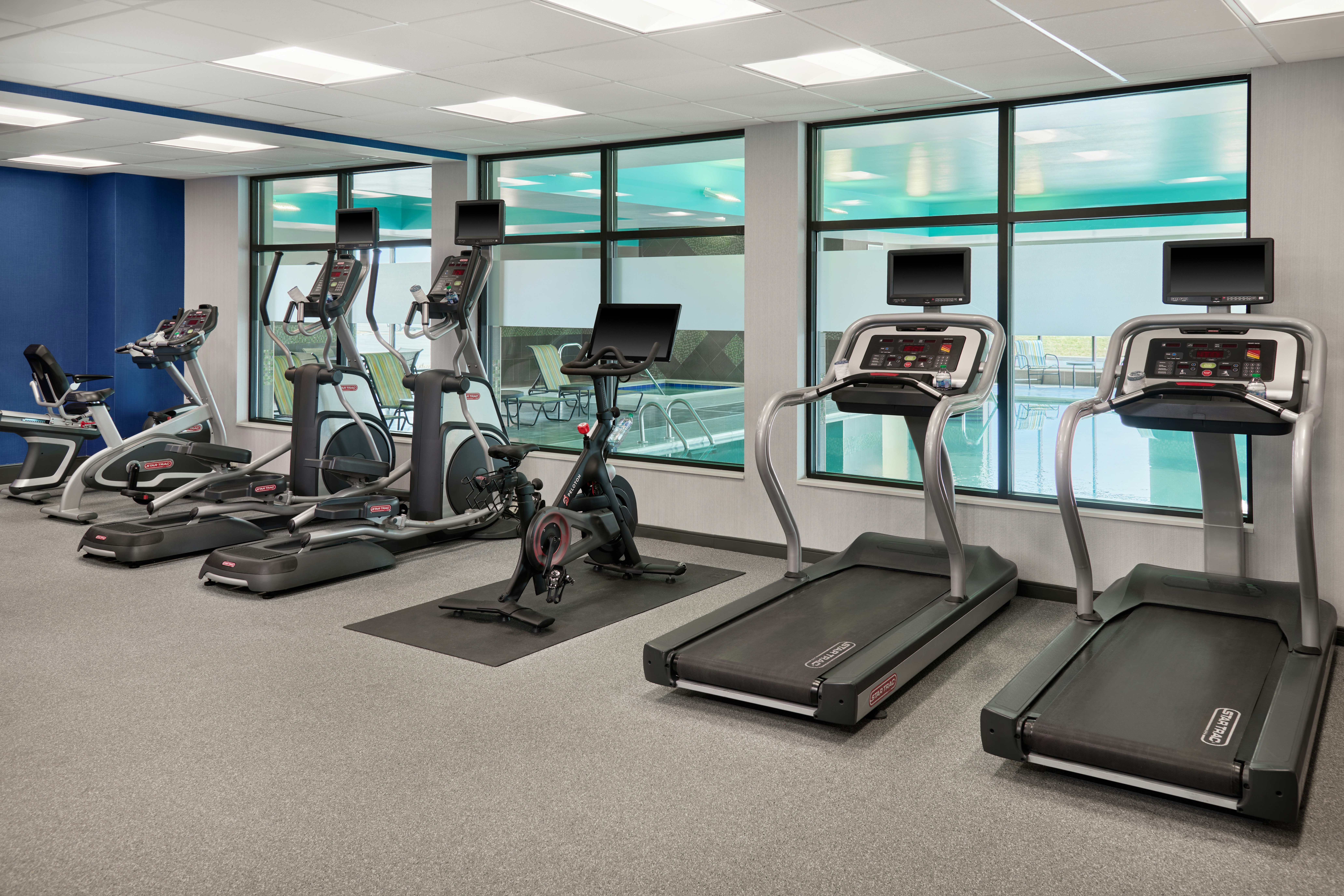 Hampton Inn Suites Syracuse North Airport Area 30/64