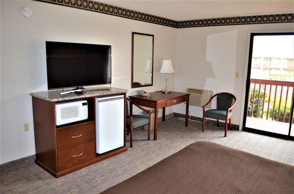 Columbia River Hotel, Ascend Hotel Collection 51/76