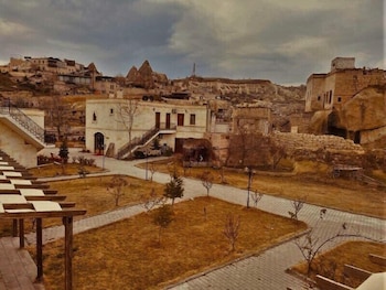 Empire Cave Hotel 44/50