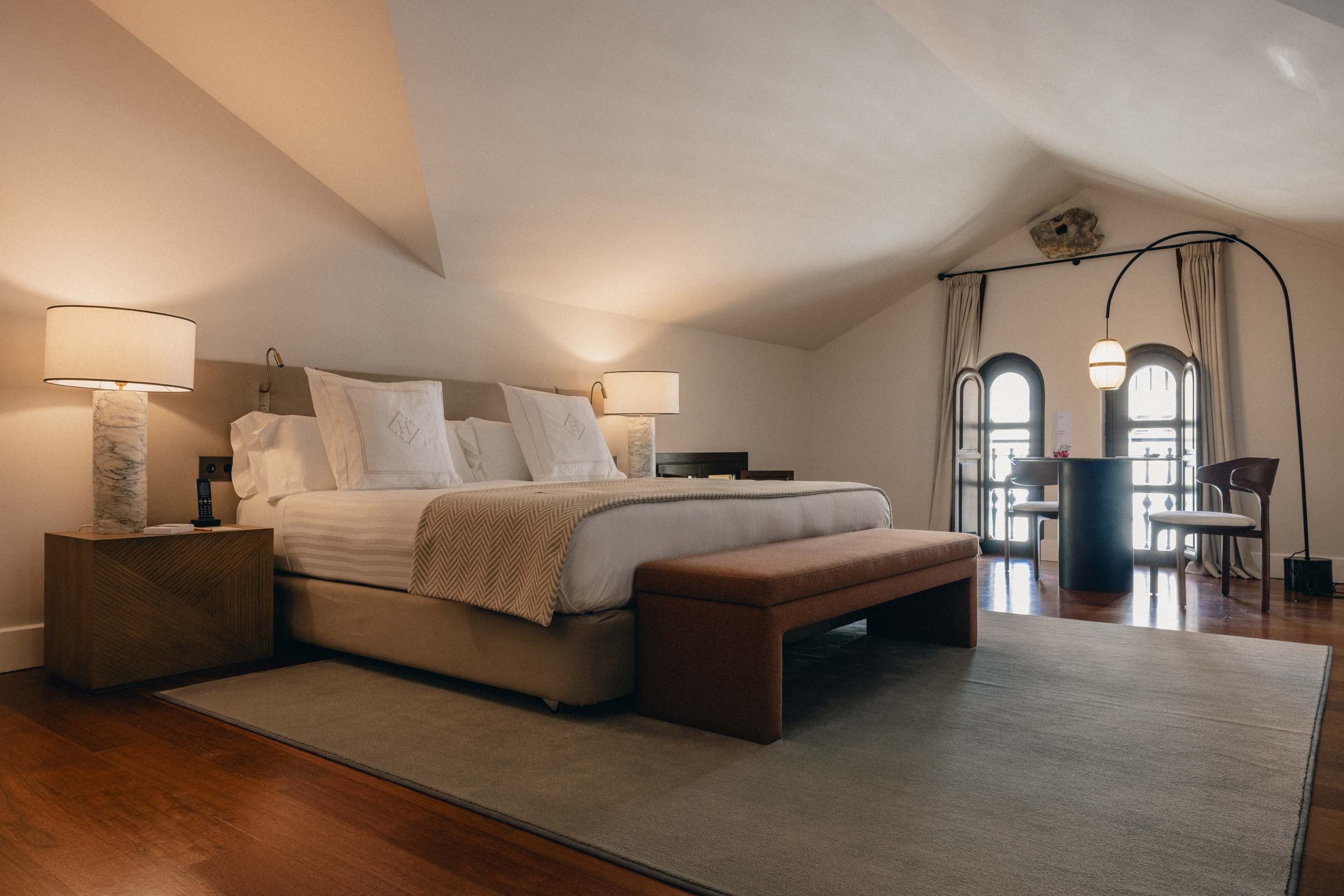 Palace, Suite