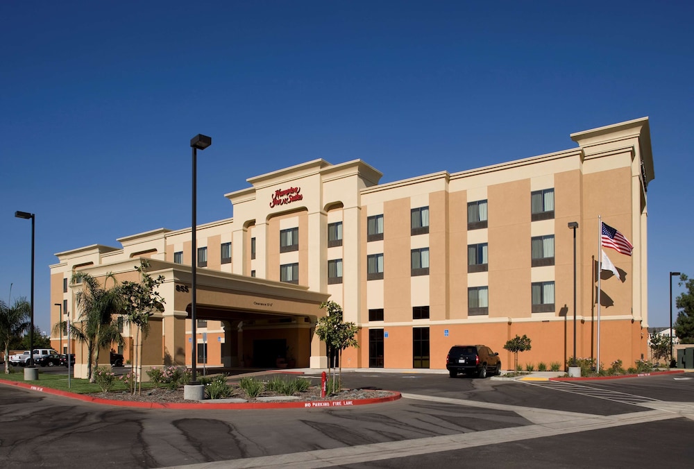 Hampton Inn and Suites Clovis Airport North 7/50
