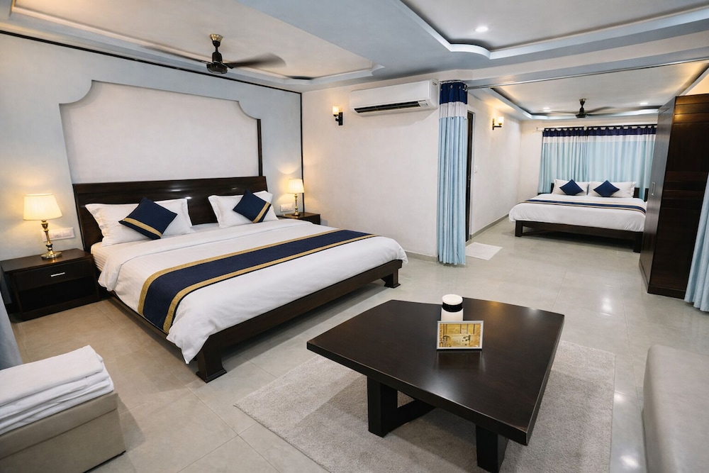 ASHOKA HOTEL 13/55