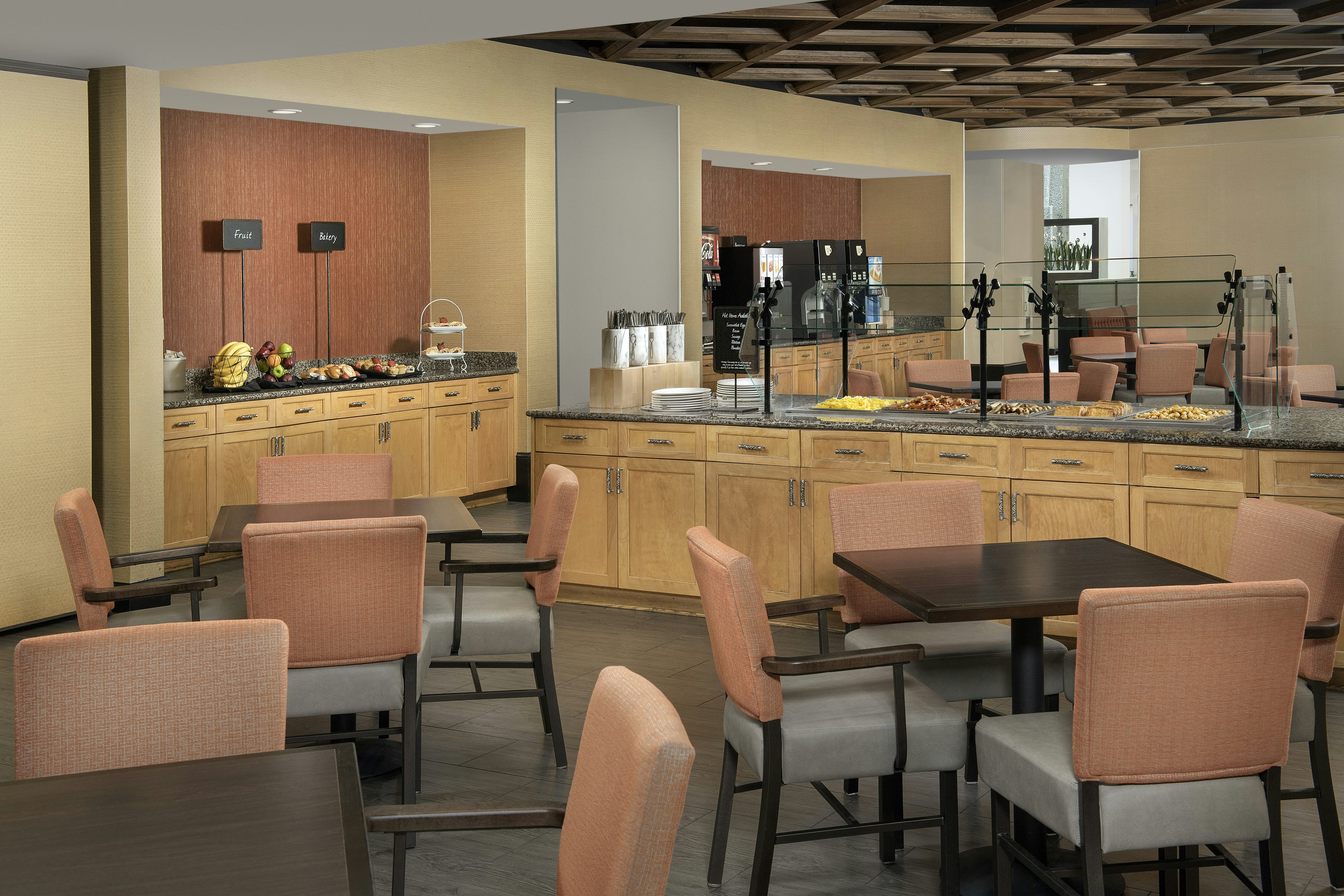 Embassy Suites by Hilton Birmingham Hoover 41/68