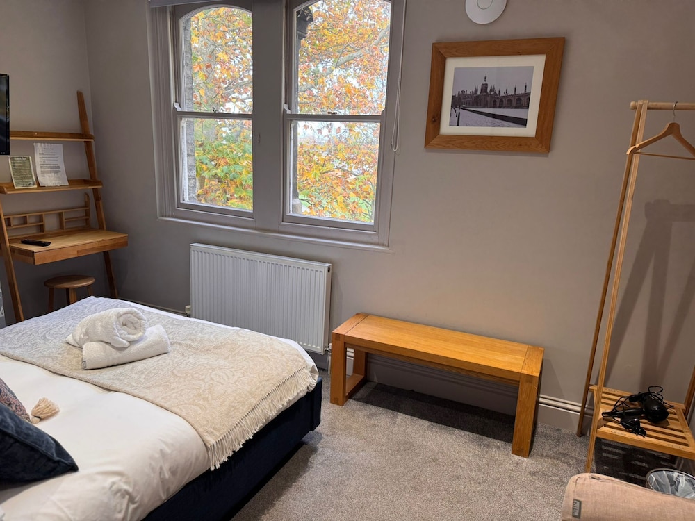 Regency Guest House 12/50