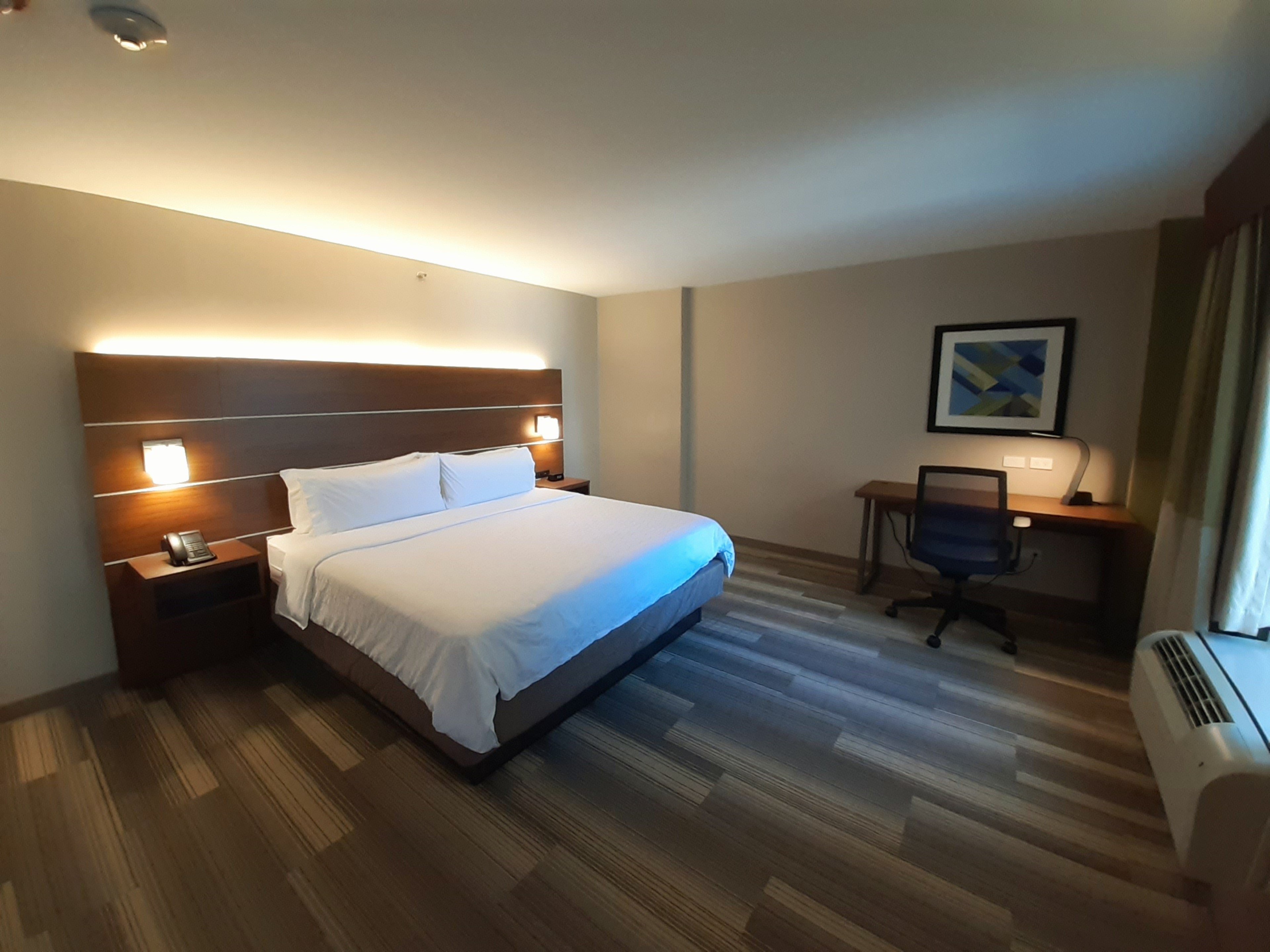 Holiday Inn Express Hotel and Suites Trincity Trinidad Airport 13/34