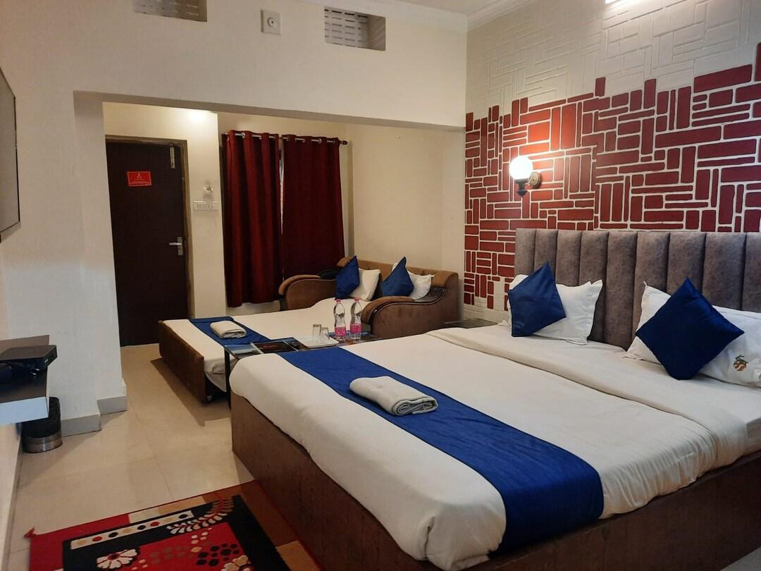 HOTEL SAPPHIRE INTERNATIONAL 9/32