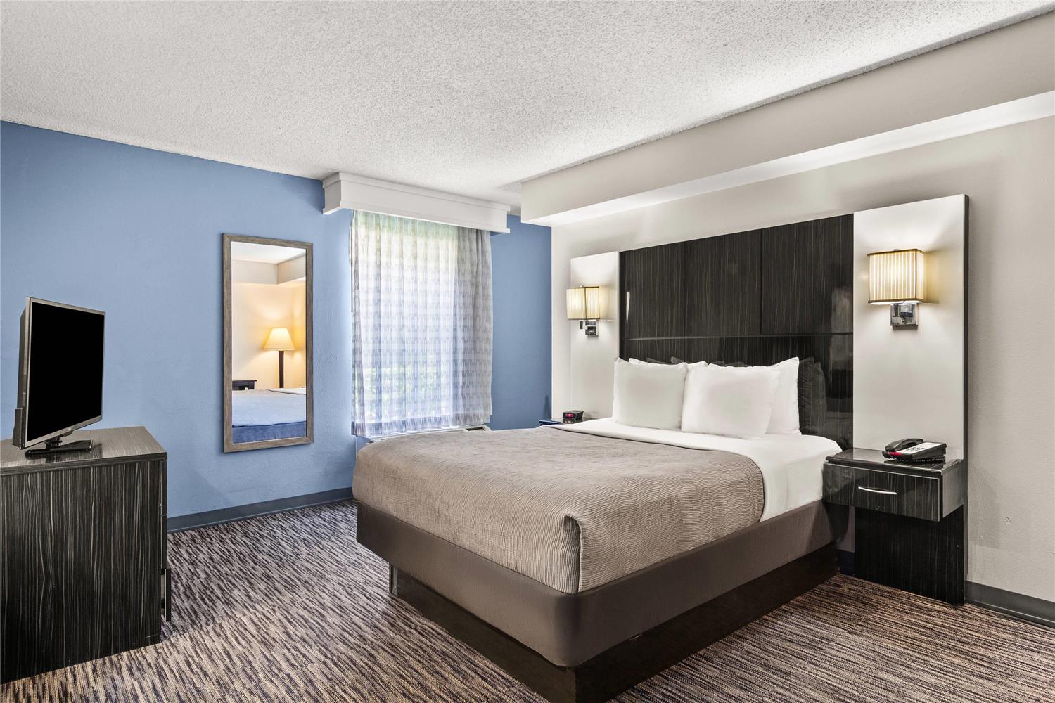 Quality Inn Jacksonville - Orange Park near Naval Air Station 2/7