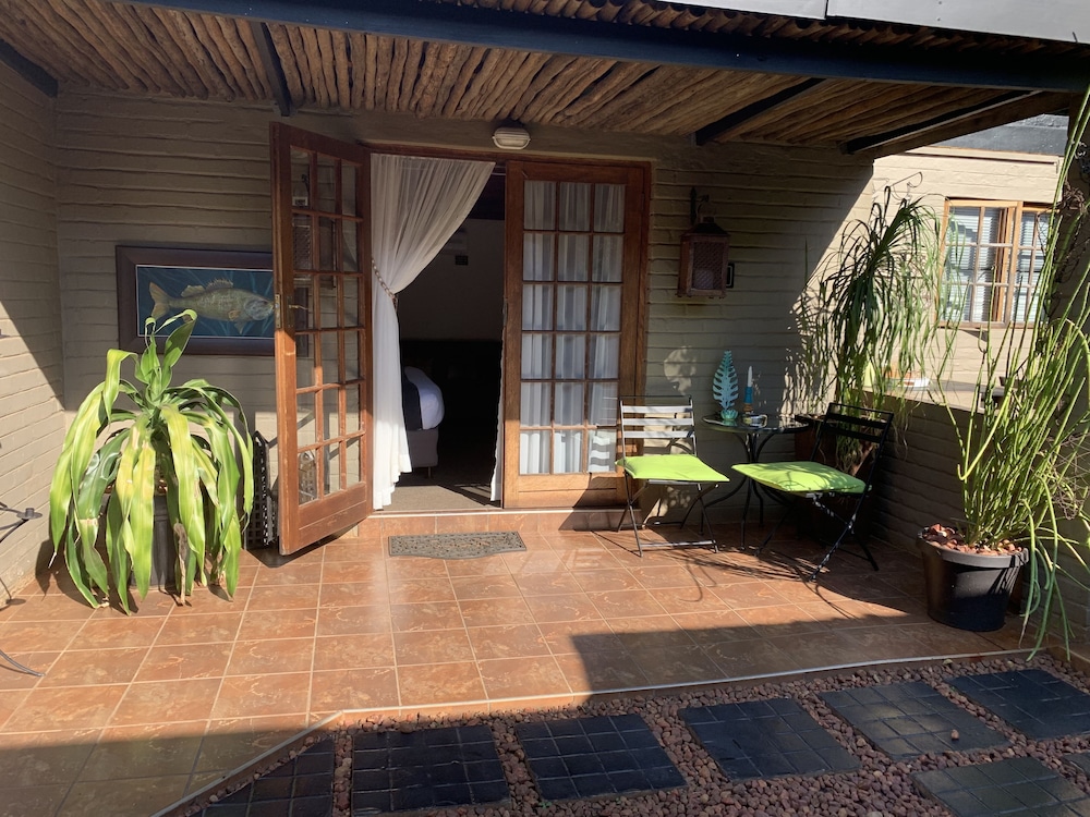 Ama Zulu Guesthouse And Safaris 40/50