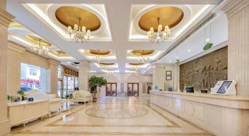 Vienna Hotel (Yangshuo Yinxiang) 13/56