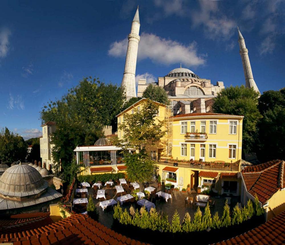 Ottoman Imperial Hotel Istanbul 65/73
