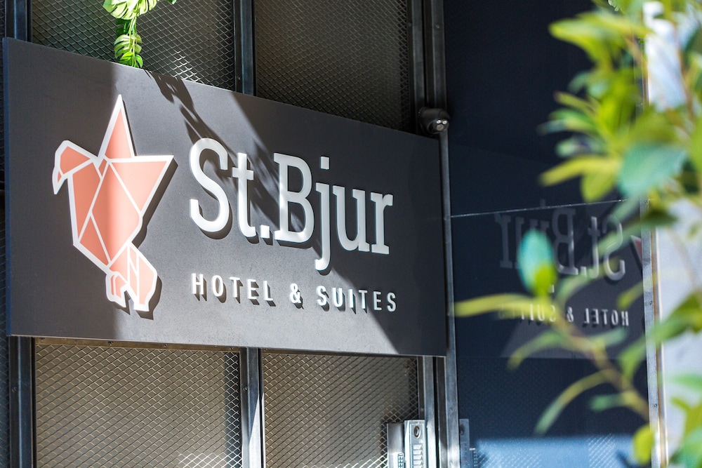 St Bjur Suites 4/50
