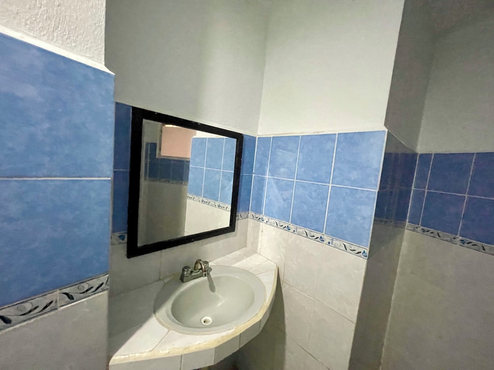Hotel Chi Ibal Hu Cancun 28/33