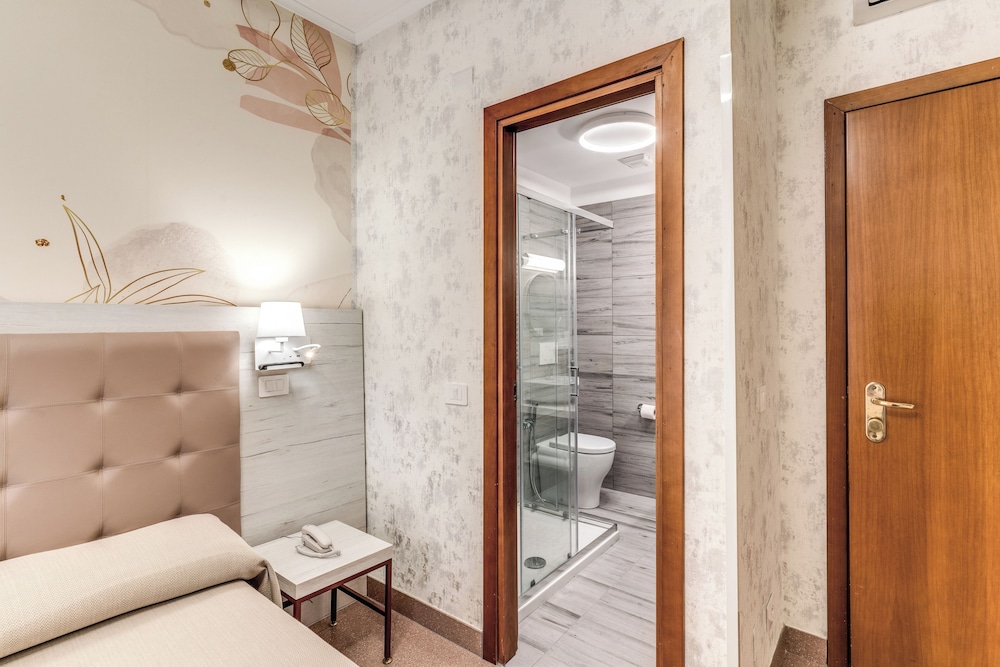 Hotel Milo 50/50