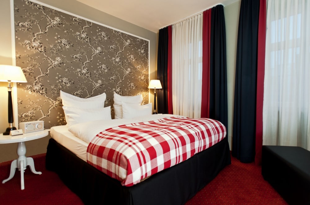 Hotel Wurzburger Hof 14/50