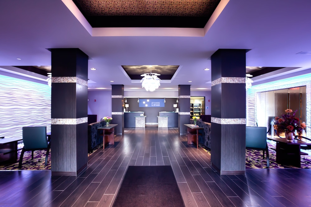 Holiday Inn Express Hotel Suites Amarillo West 55/71
