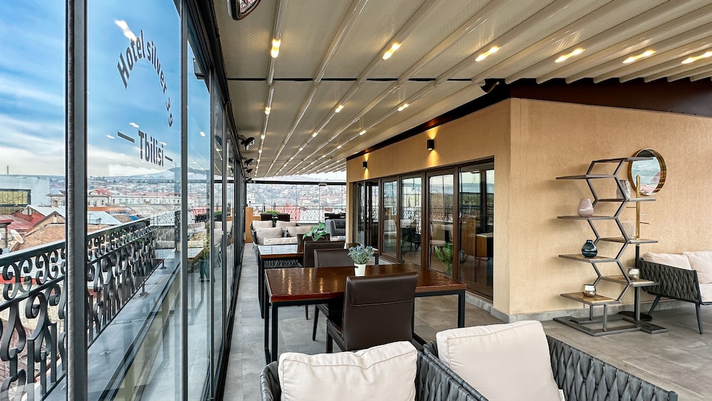 Silver 39 Boutique Hotel 37/48