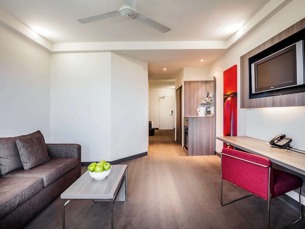 Novotel Darwin CBD 42/64