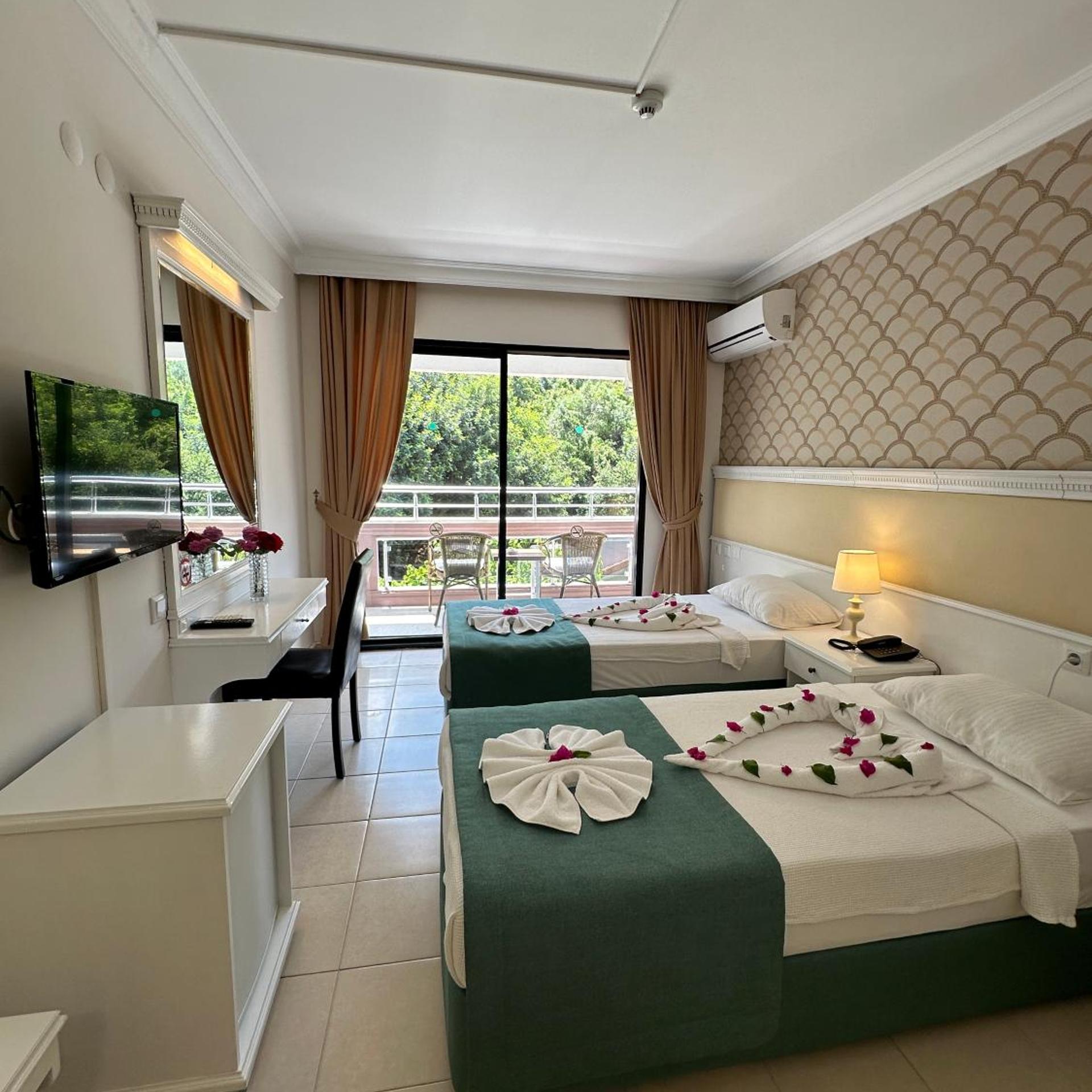 Chateau de Ville Hotel 12/53
