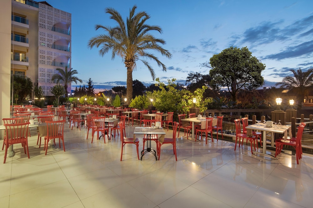 Grand Ring Hotel 50/62