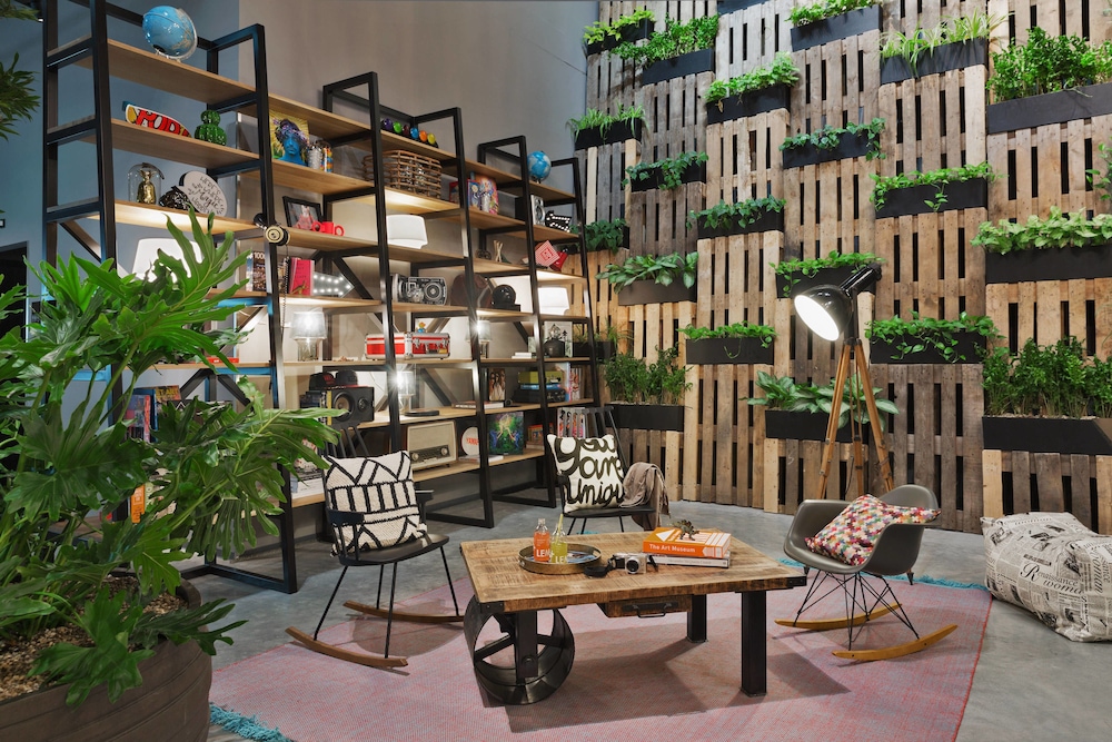 Moxy Amsterdam Houthavens 46/58
