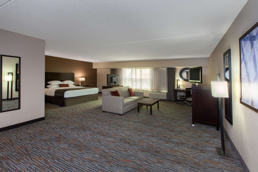 Wingate by Wyndham Oklahoma City Airport 23/35