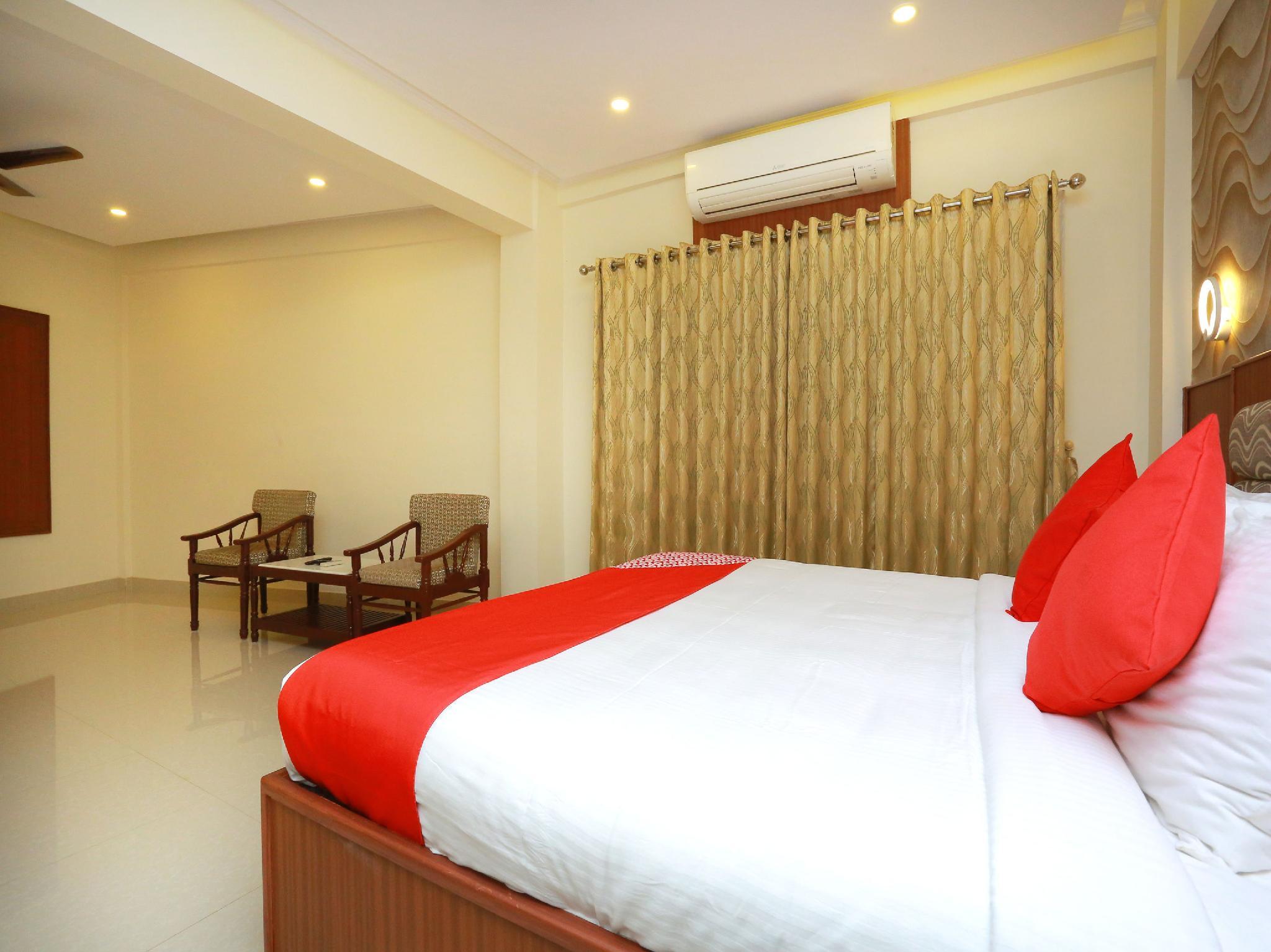 Capital O 14702 Kovilakam Residency 17/30