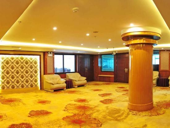 Lotus Hotel 14/17