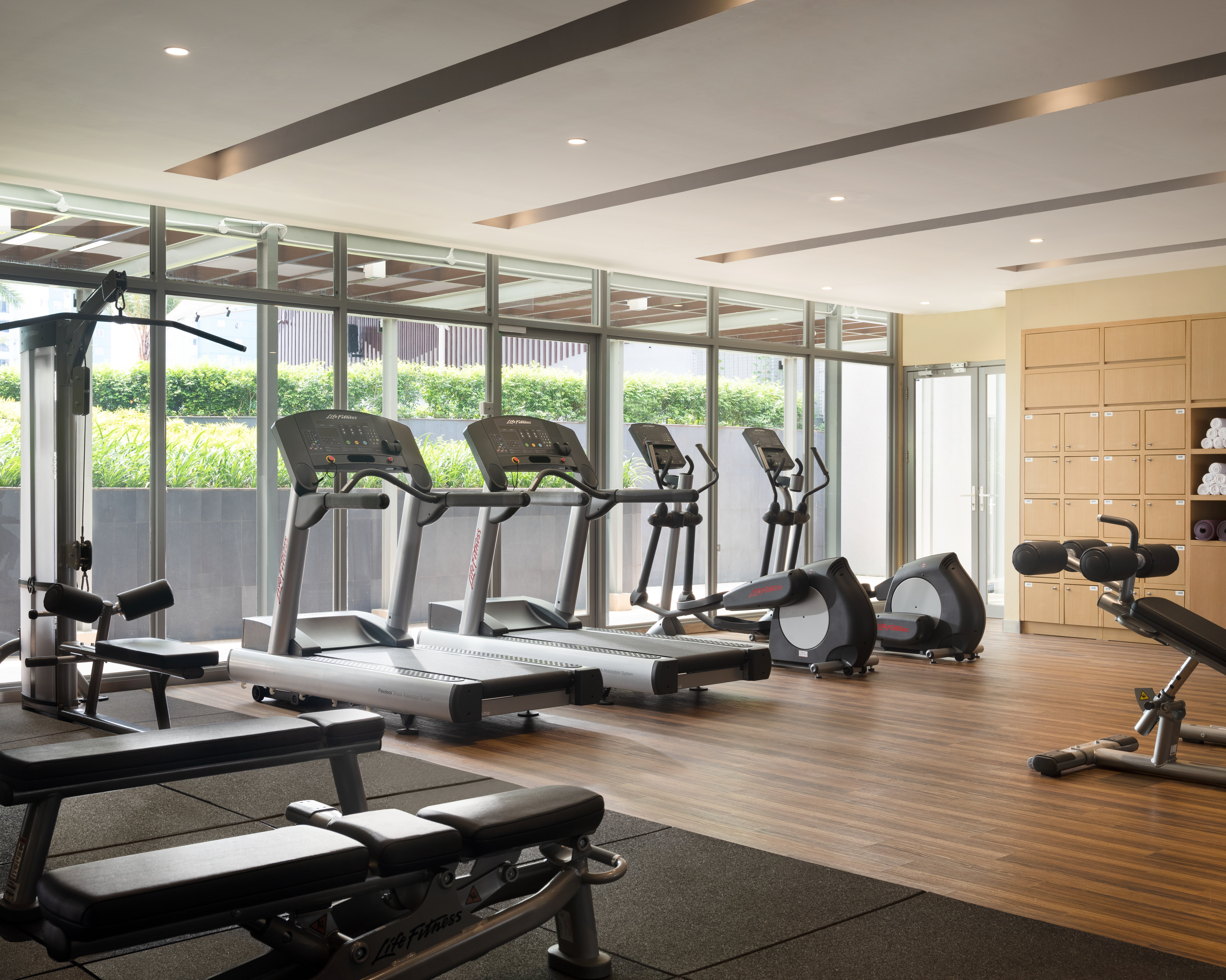 Holiday Inn Hotel Suites Jakarta Gajah Mada 42/77