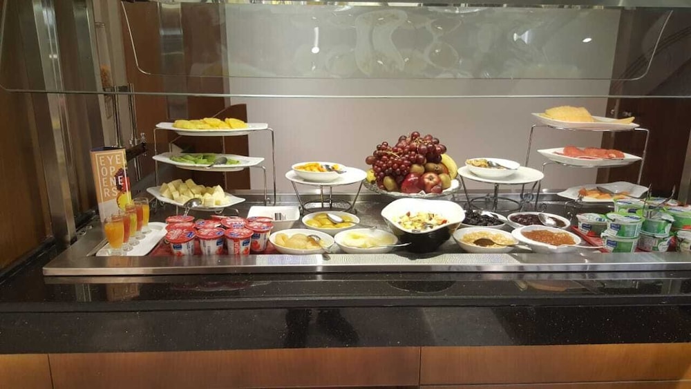 فندق المدينة مريديان(Le Meridien Medina) 47/60