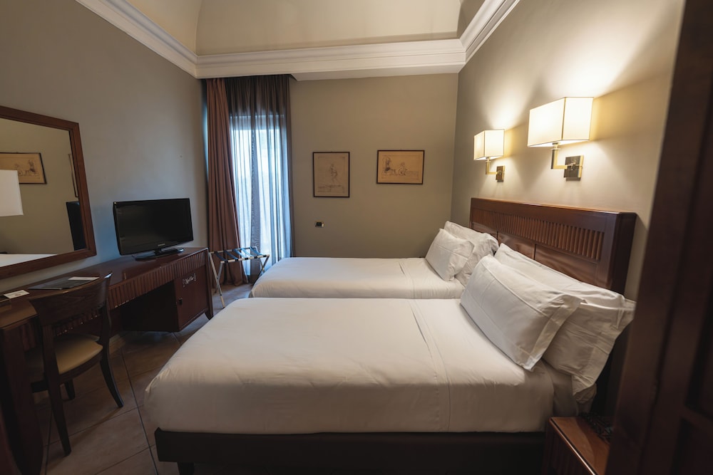 STANDARD, DOUBLE BED