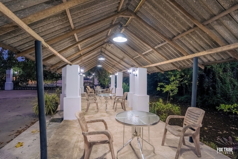 River Side Hotel Katunayake 33/42