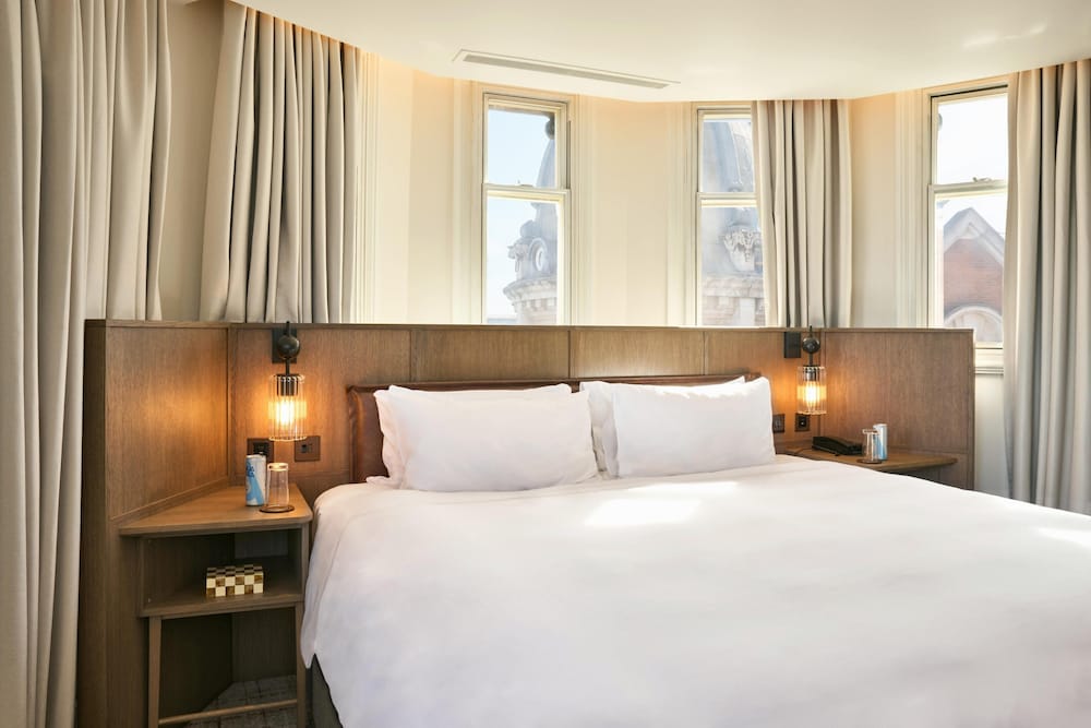 Radisson Blu Hotel, London Tottenham Court Road 17/49