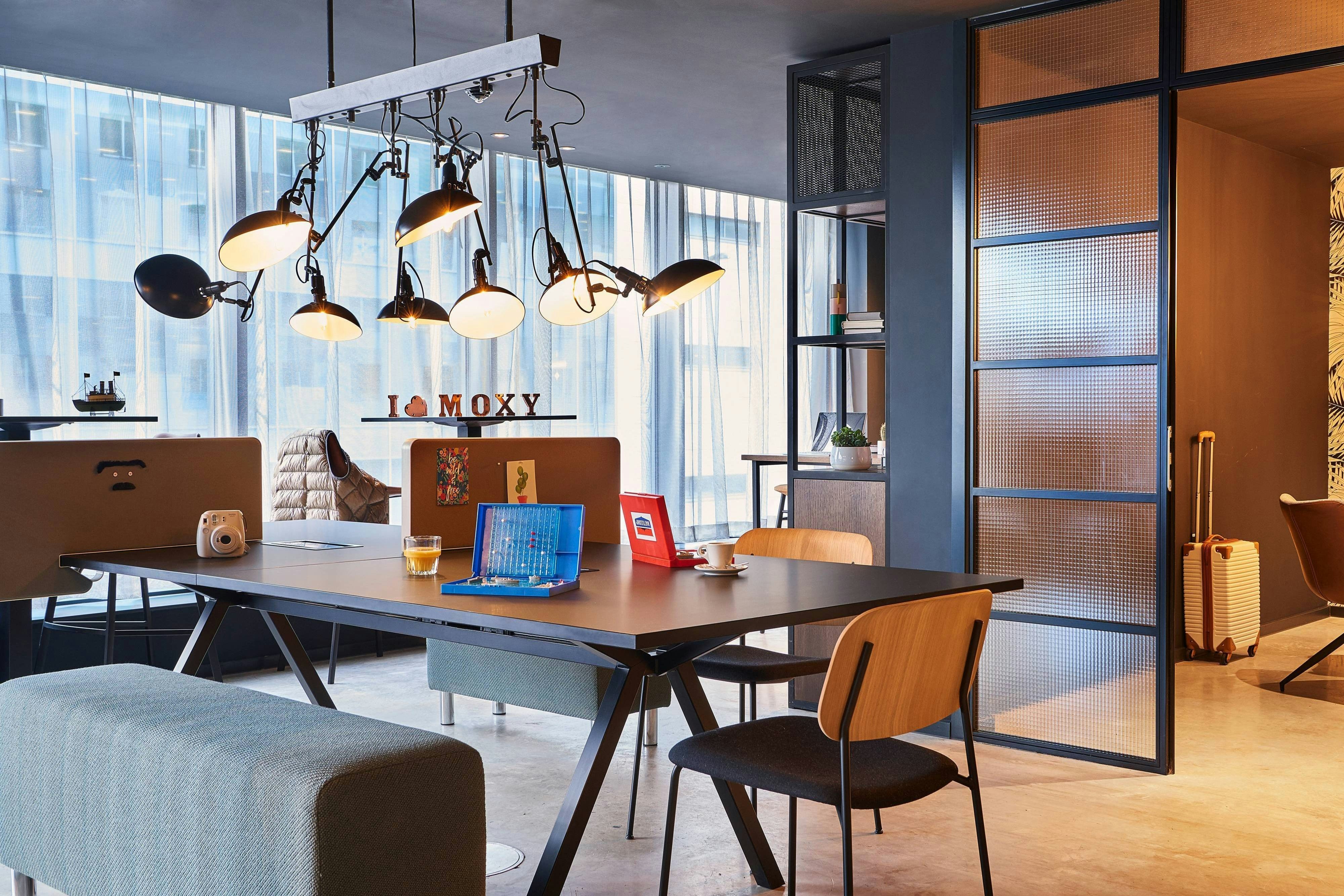 Moxy Southampton 37/55