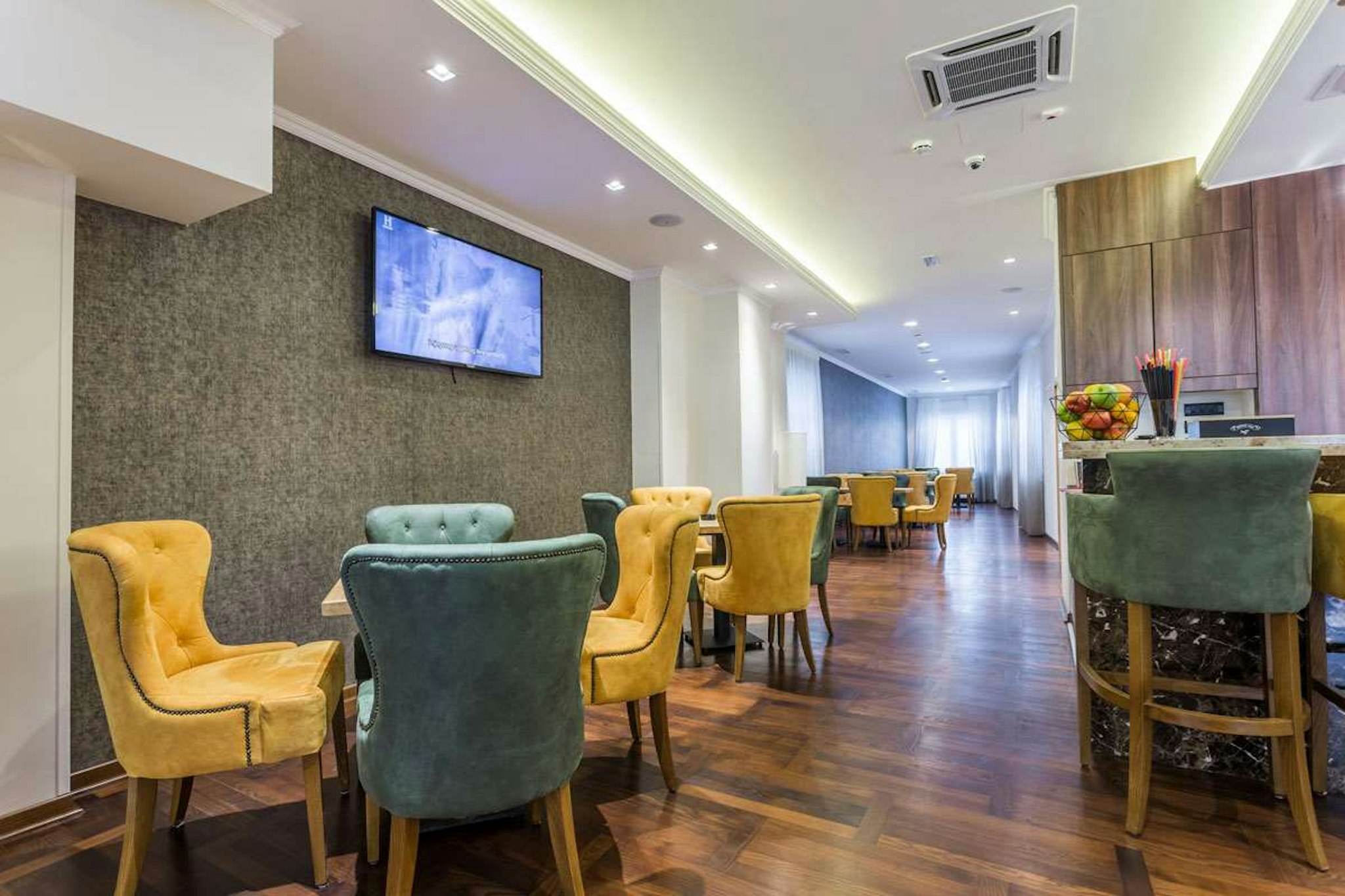 Royal Inn Hotel 26/37