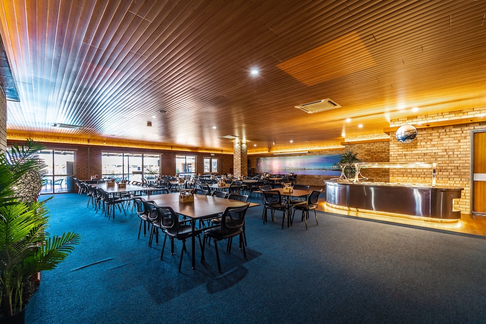 Carnarvon Motel 43/60