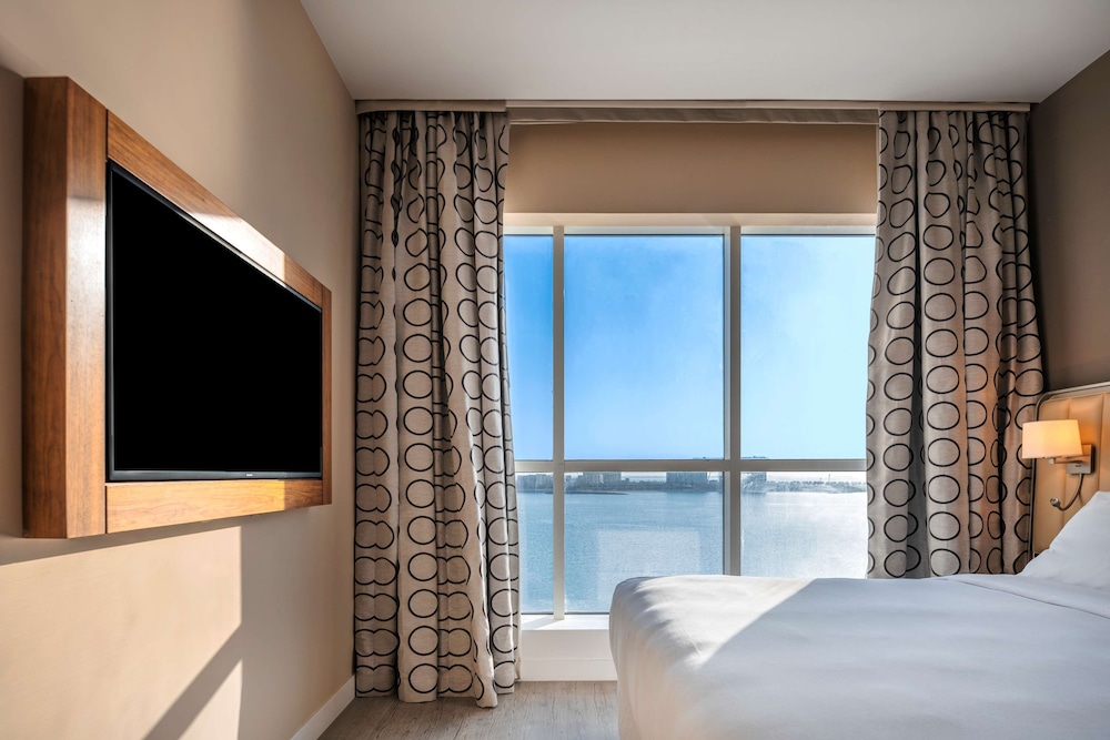 Radisson Resort Ras Al Khaimah Marjan Island 11/77