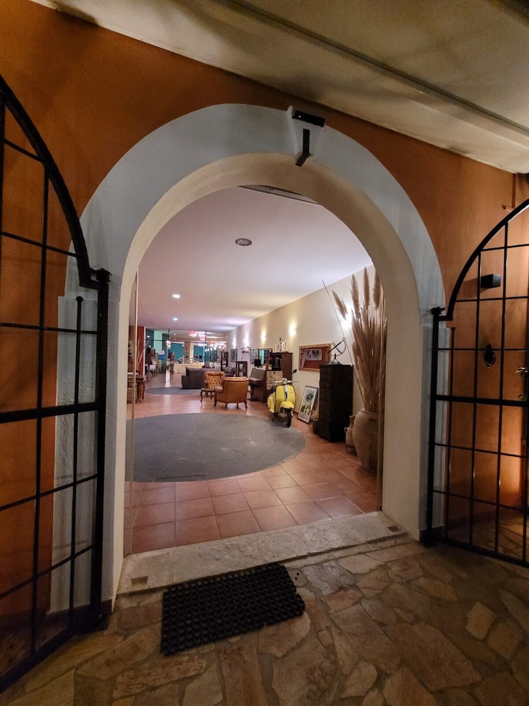 Poggio Degli Ulivi 12/55