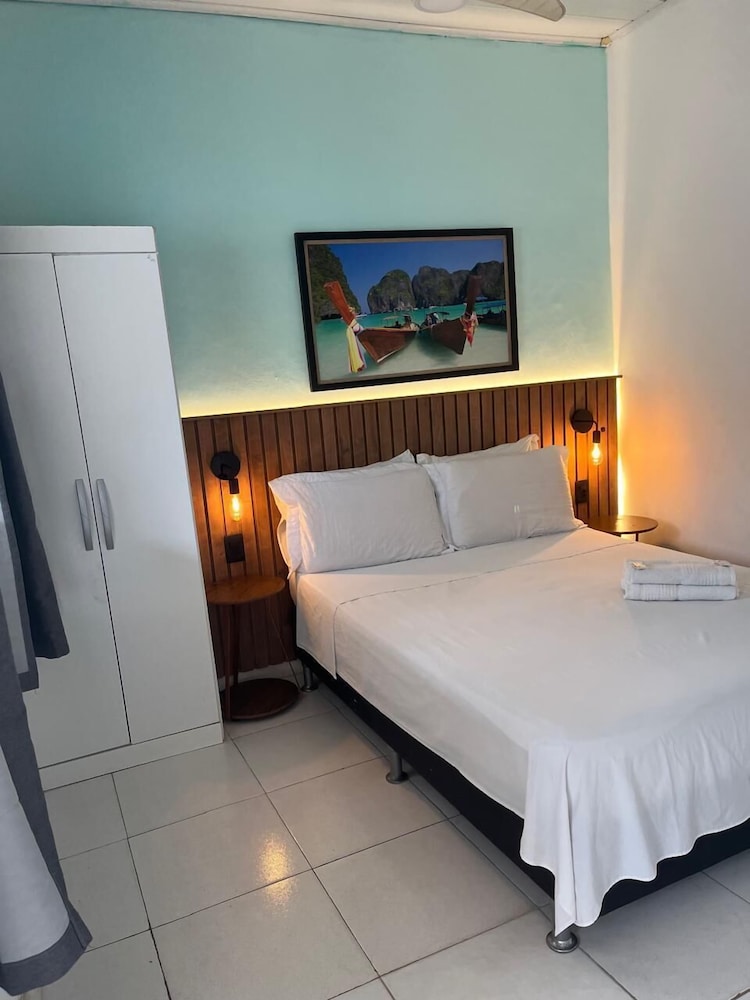 Nascimento Suites 3/50