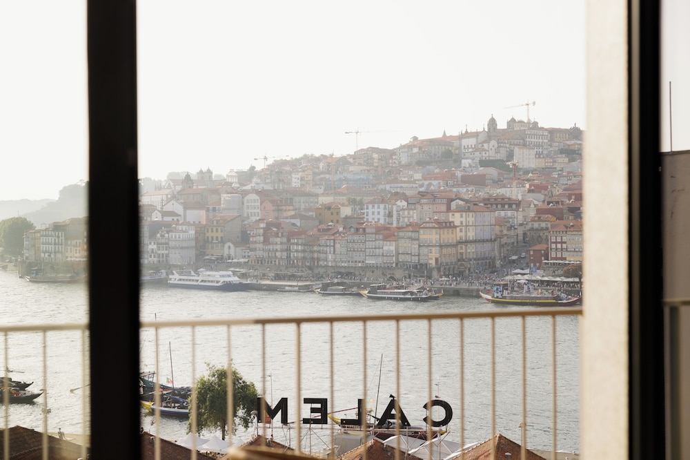 Porto River Soul Hotel 47/58