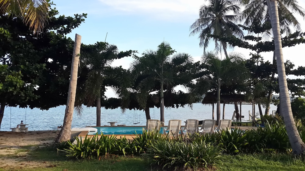 Jinta Beach Bungalow 22/44