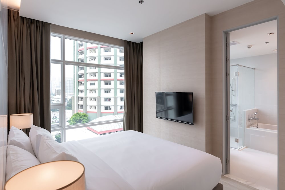 Jasmine 59 Hotel 55/75
