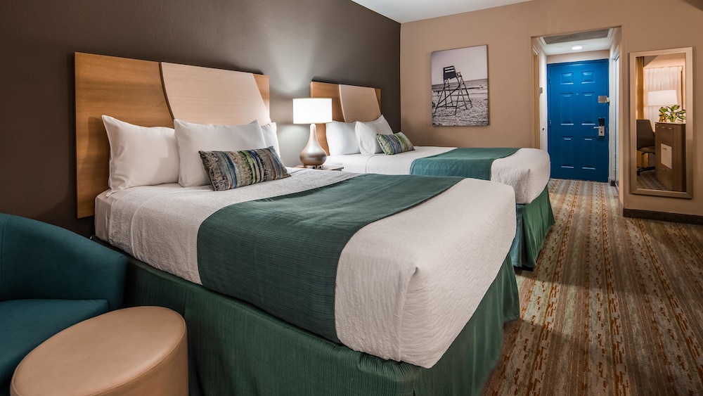 Best Western Plus Atlantic Beach Resort 16/44