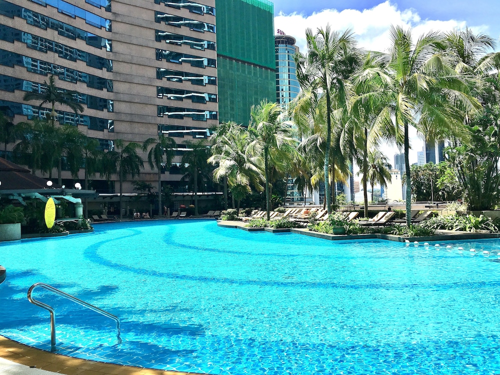 Renaissance Kuala Lumpur Hotel & Convention Centre 16/35