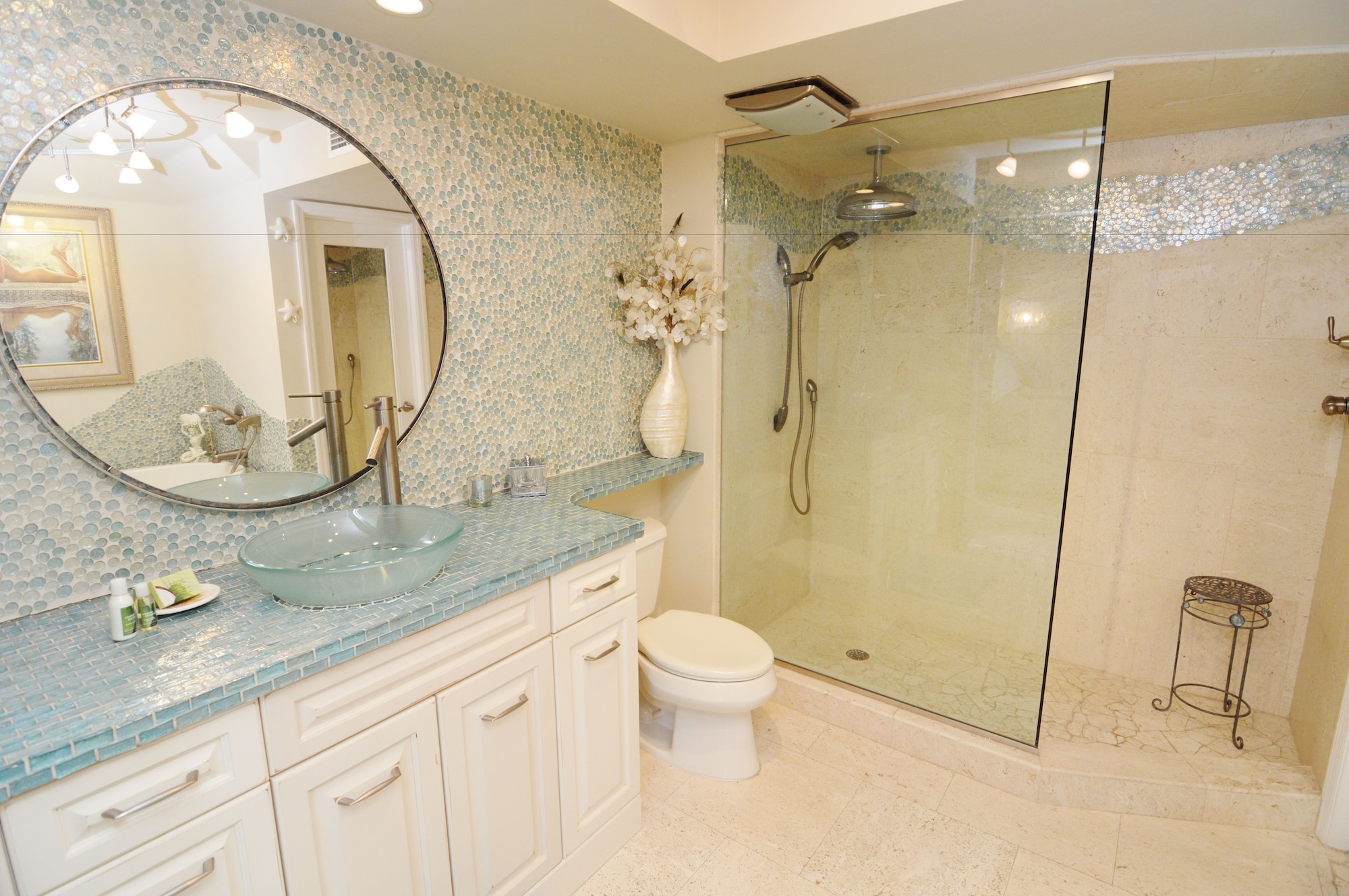 2 Bedrooms, Condo, Deluxe, King and Queen Bed, Water Front, 2 Bathrooms، Resort Harbour Properties 5/6