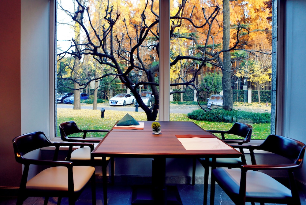 Shanghai Hongqiao State Guest House 28/46