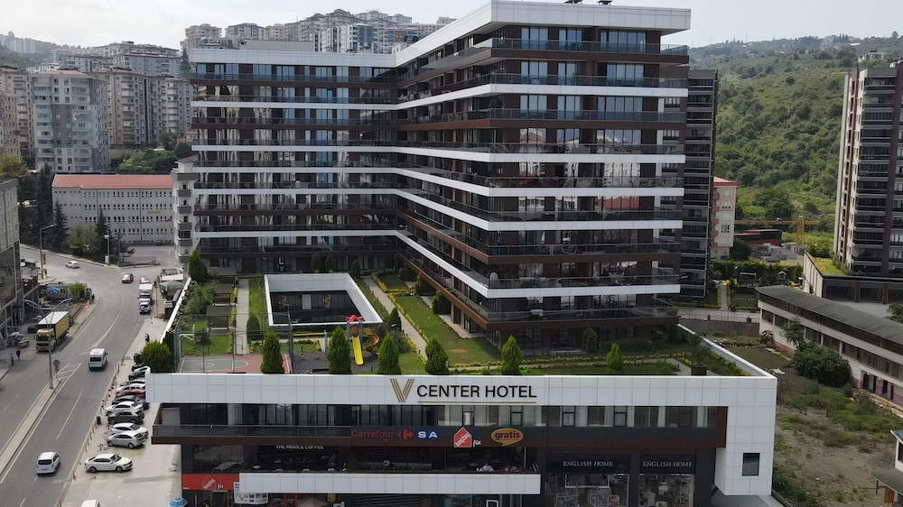 V CENTER HOTEL 1/65