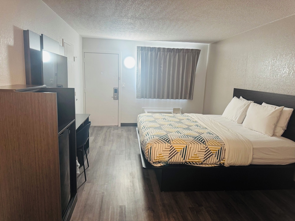Motel6 Southgate, MI - Detroit 26/60