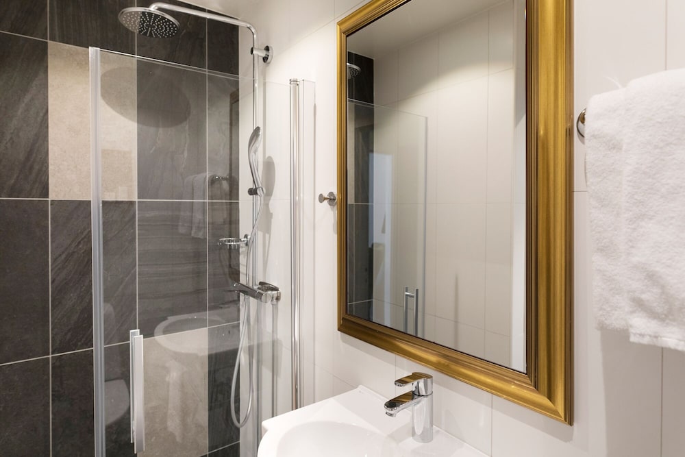 Profilhotels Calmar Stadshotell 20/77