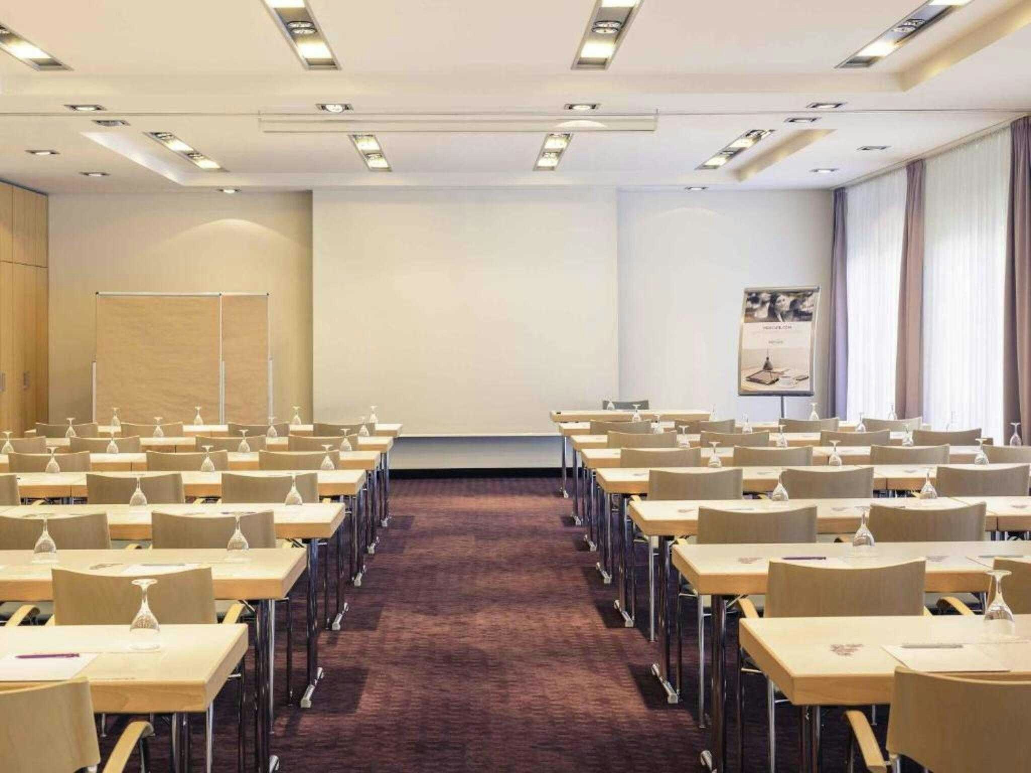 Mercure Hotel Duesseldorf City Nord 68/79