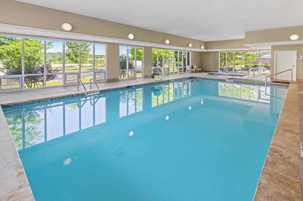 Holiday Inn Express Hotel And Suites Ooltewah Springs Chattanooga 43/67